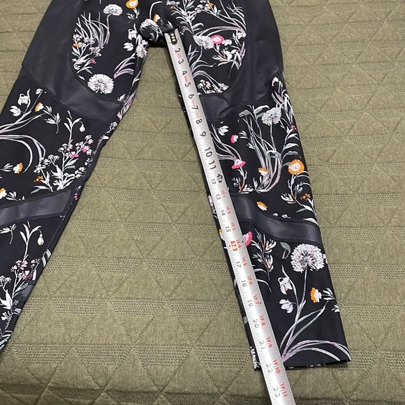 Donna Karen Active floral workout set M - Picture 3 of 9